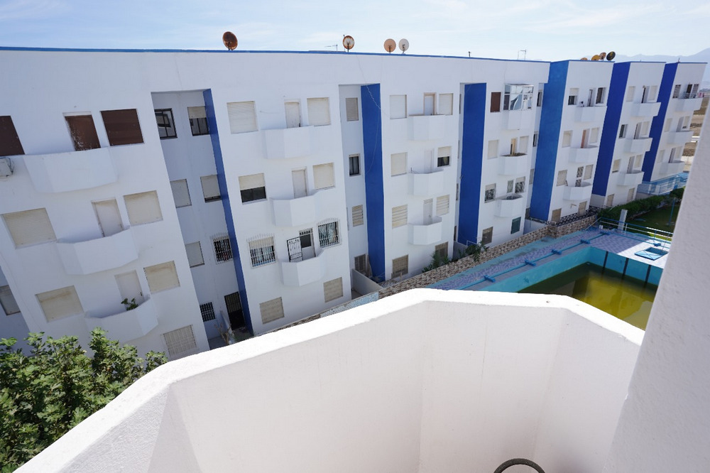 appartement à vendre à martil 2 chambre salon balcon 3ème étage piscine propriété 75 mètres 