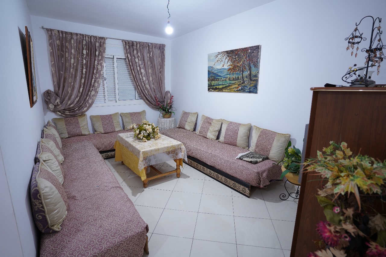  Belle et unique villa à vendre à Martil à oued maleh 4 chambres 3 salons 520 mètres 3 balcon