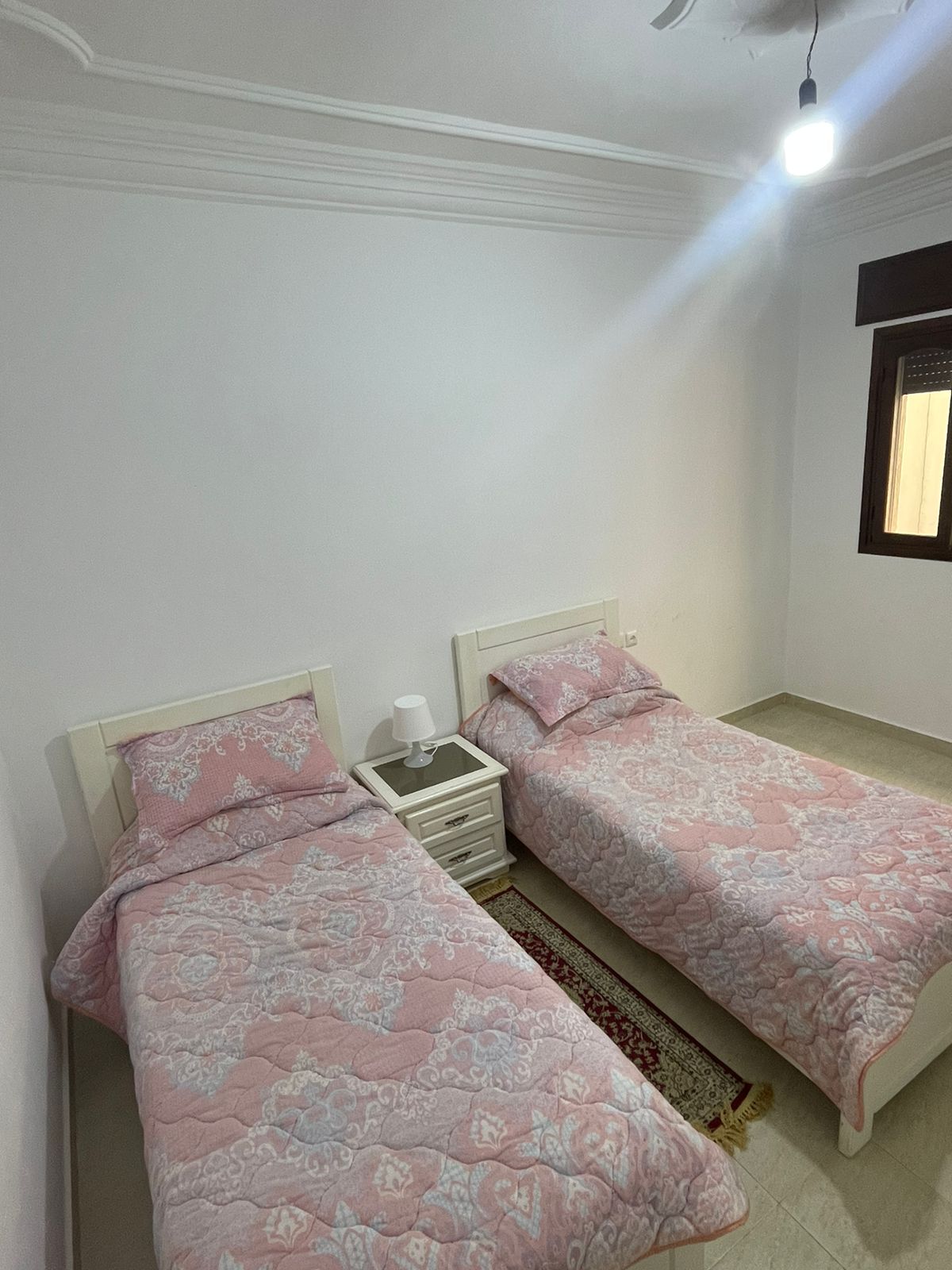 Appartement à louer à Lhouma Jdeda, 2 chambres, salon, 100 mètres carrés, au 3ème étage